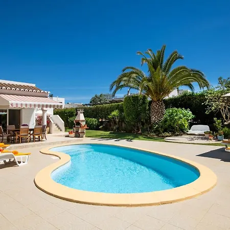 Domipajo Villa *