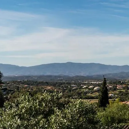 Domipajo Vila *